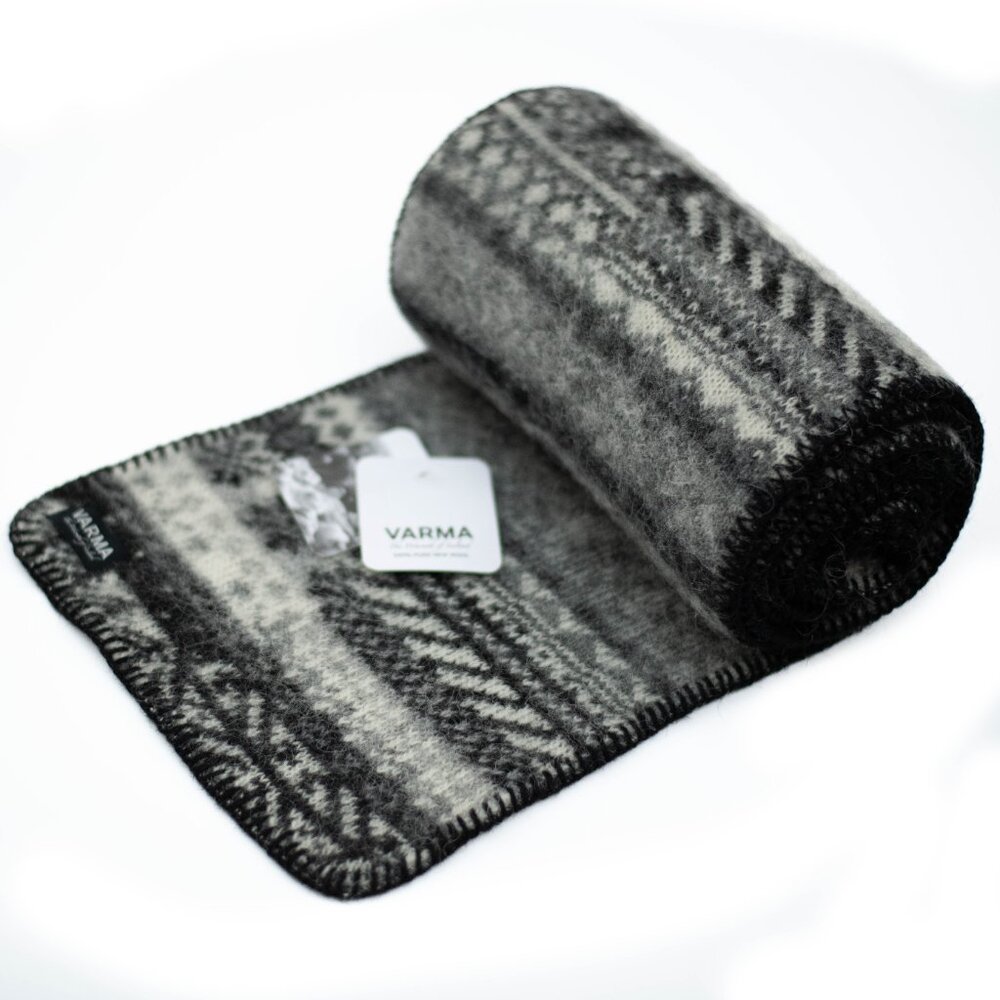 Varma Iceland Wool Scarf Gray Black White 100"x10" Nordic Fair Isle NWT Warm - Picture 6 of 9